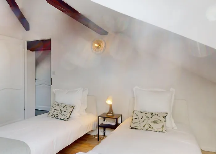 Le Cocon Colmarien - Proche Centre Et Gare - Stationnement Gratuit - 10 Personnes Daire