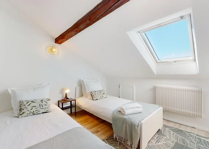 Daire Le Cocon Colmarien - Proche Centre Et Gare - Stationnement Gratuit - 10 Personnes *