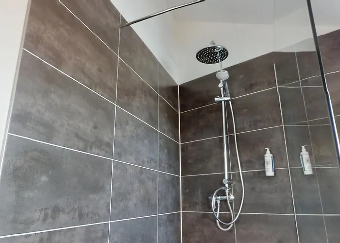 Daire Le Cocon Colmarien - Proche Centre Et Gare - Stationnement Gratuit - 10 Personnes